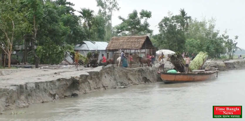 কুড়িগ্রামে তিস্তার ভাঙ্গনে একসপ্তাহে ৪ শতাধিক পরিবার গৃহহীন, নদীগর্ভে বিলীন শতশত বিঘা আবাদী জমি