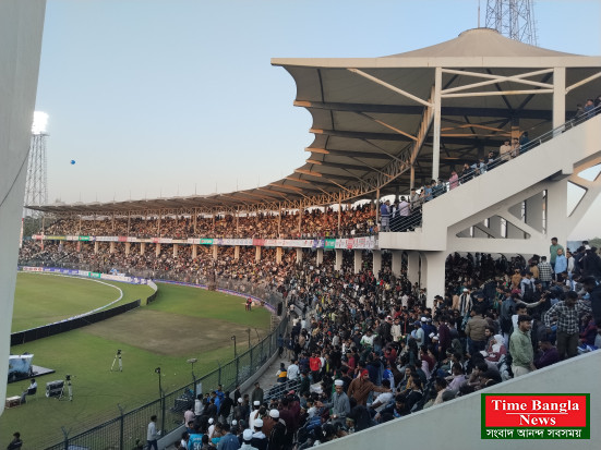 সিলেট বিপিএল গ্যালারিতে দর্শক ঢল