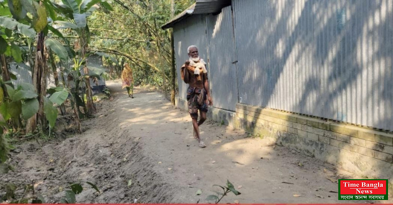 শেরপুরে মহিলা মেম্বরের বিরুদ্ধে জোরপূর্বক জায়গা দখল করে রাস্তা নির্মাণ ও মারধরের অভিযোগ