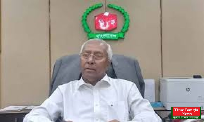 ৭ ফেব্রুয়ারির মধ্যে সব আসনে ব্যালট পাঠানো হবে : আখতার আহমেদ