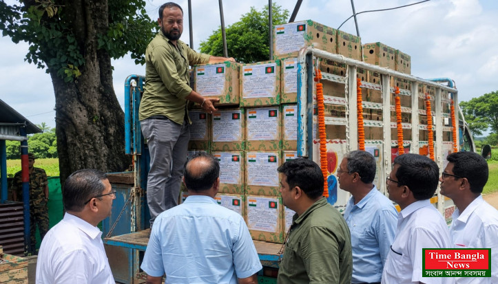 ত্রিপুরার মুখ্যমন্ত্রীর উপহার ৬২০ কিউ আনারস, প্রধানমন্ত্রীর জন্য পাঠানো হলো বাংলাদেশে